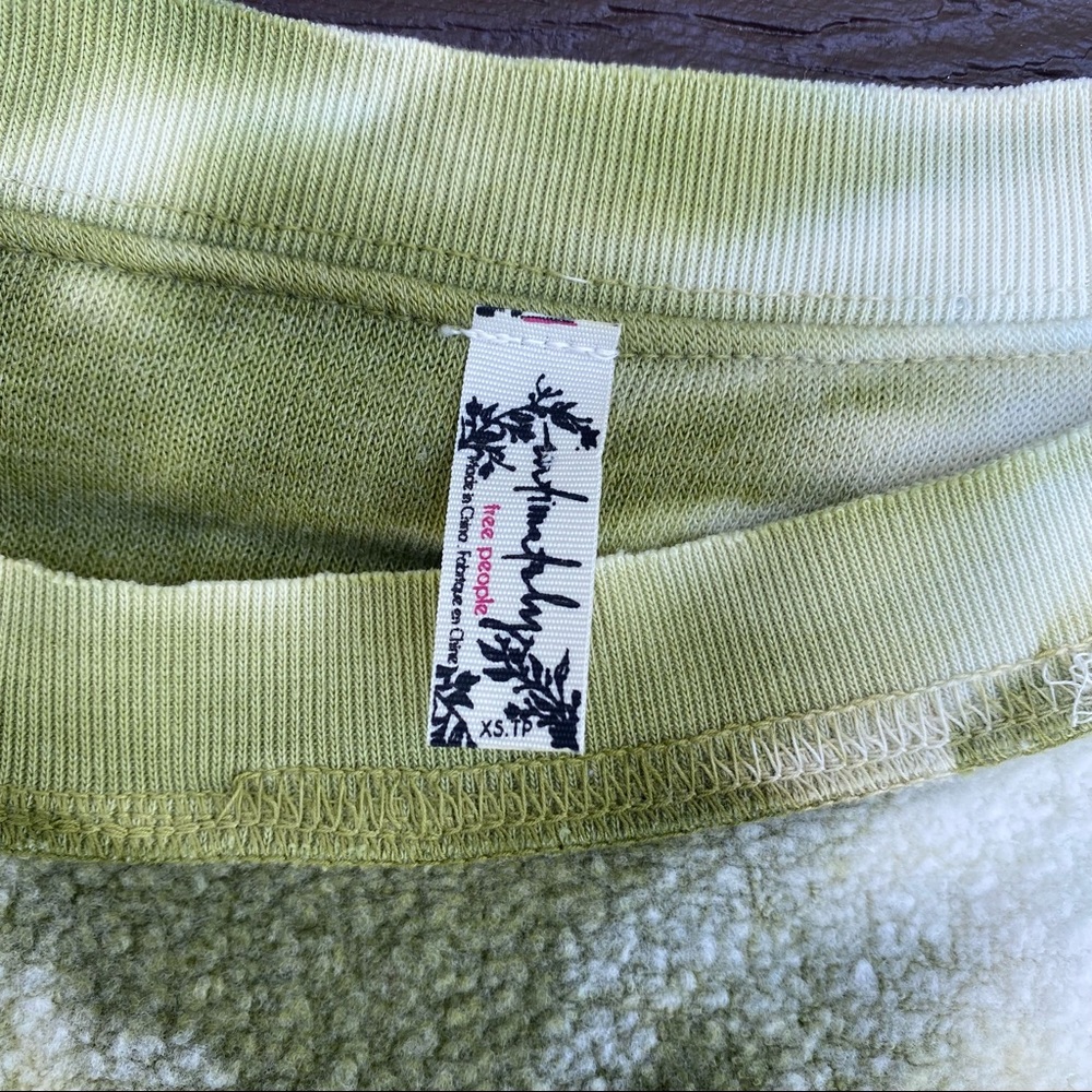 Free People Set - Picture 8 of 8